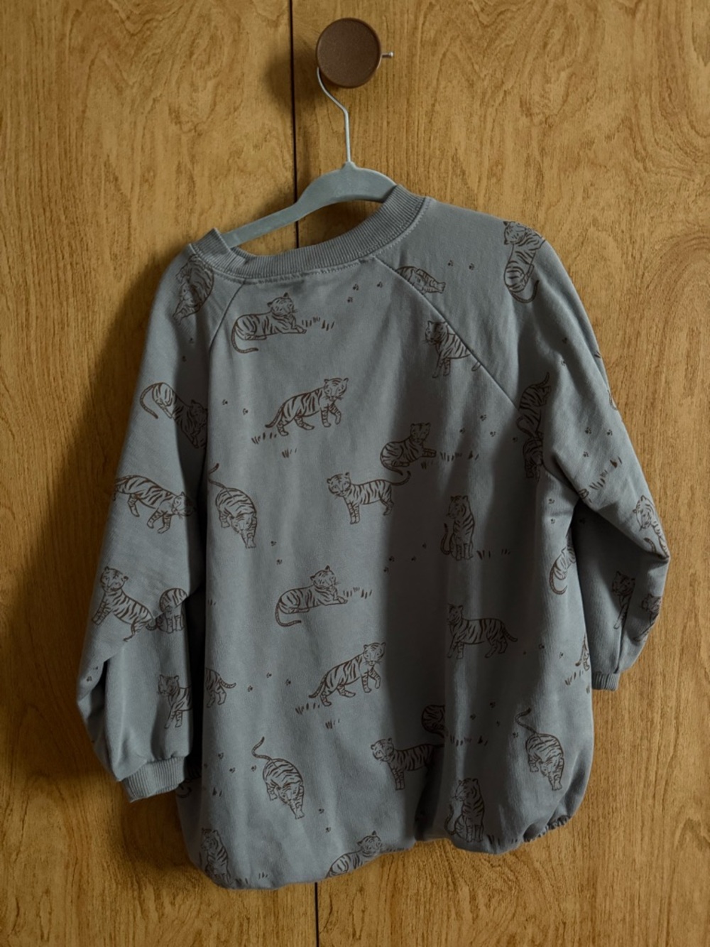 Rylee + Cru Tiger Long Sleeve Bubble - Picture 2 of 3